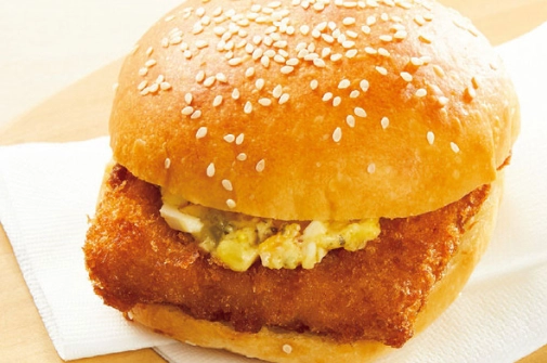 炒雙蛋脆雞包 卡路里