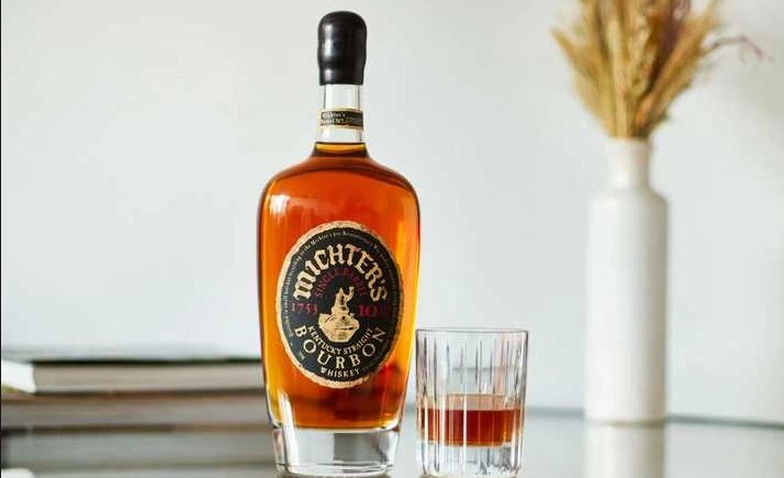 酒的熱量排行榜完整解析：從啤酒到烈酒，熱量最高的竟然是它？