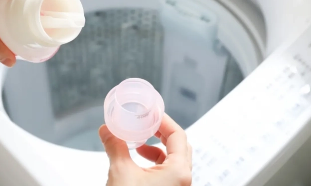 漂白水洗衣機泡多久才有效？完整浸泡時間指南與常見錯誤
