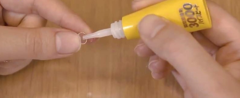 瞬間膠移除方法 瞬間膠移除方法