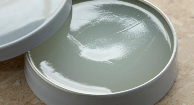 凡士林保養皮革 凡士林保養皮革