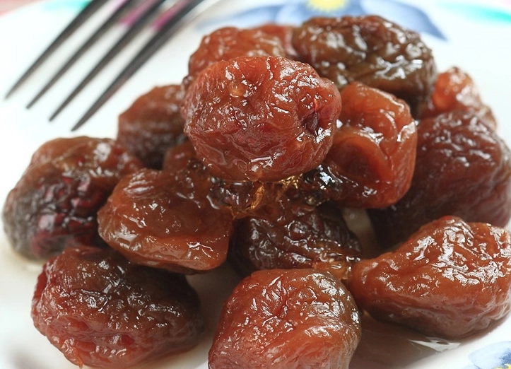 梅子醃製