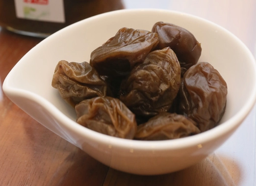 鹽漬梅子失敗
