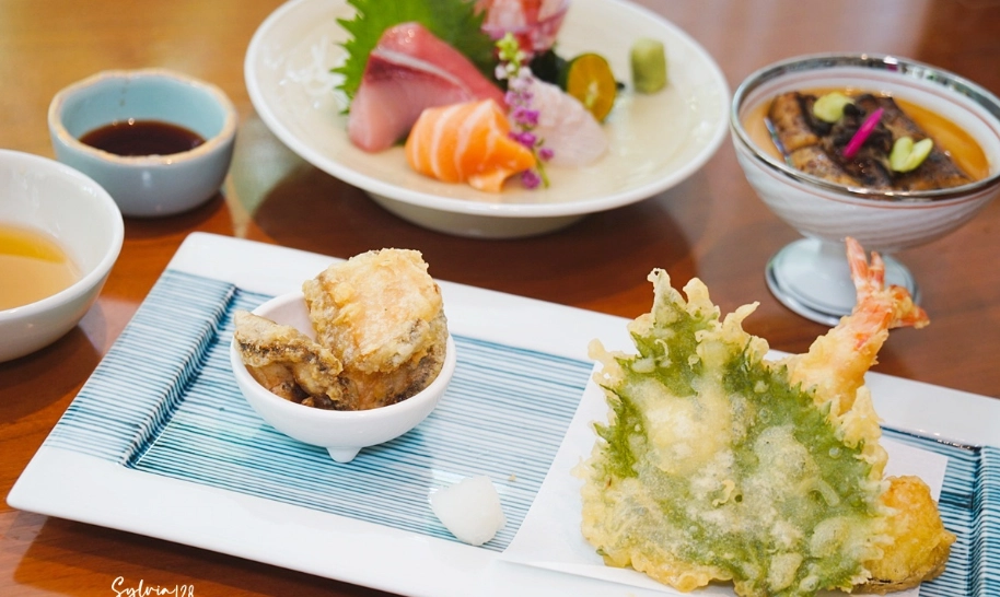 條通板前割烹 條通板前割烹