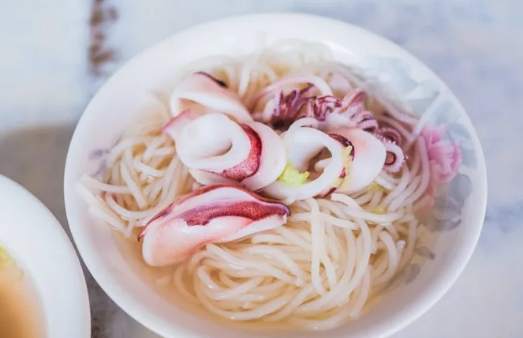 台南轉角餐廳