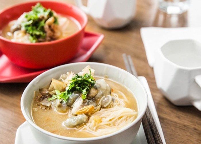 店小二 臭豆腐、蚵仔麵線