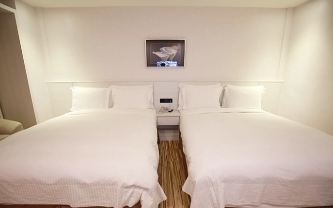 火車站附近住宿