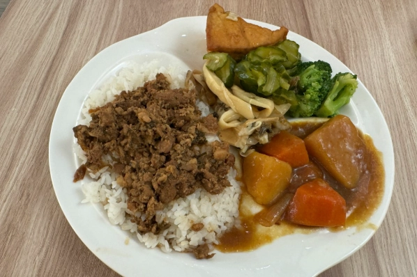 東南街美食 東南街美食