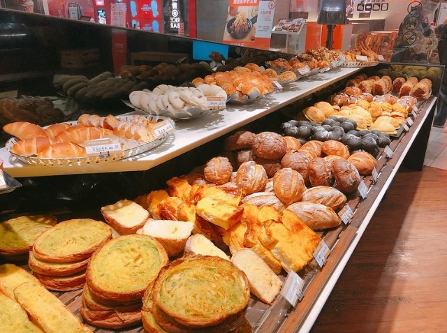 勤美誠品美食街交通