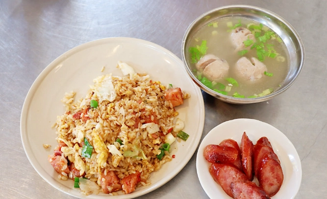 自強夜市炒飯推薦