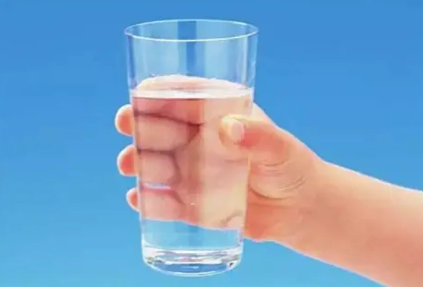 每日喝水量計算