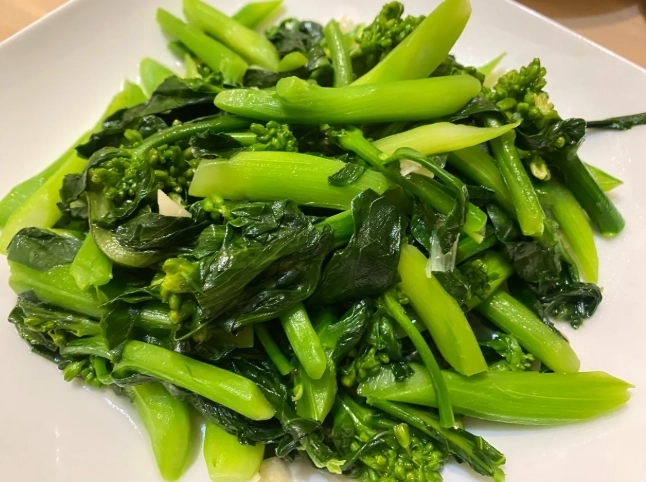 芥蘭苗食譜全攻略：從基礎處理到創意料理，輕鬆掌握健康美味