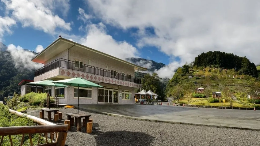 武陵農場附近住宿背包客棧