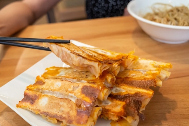 八方雲集熱量計算