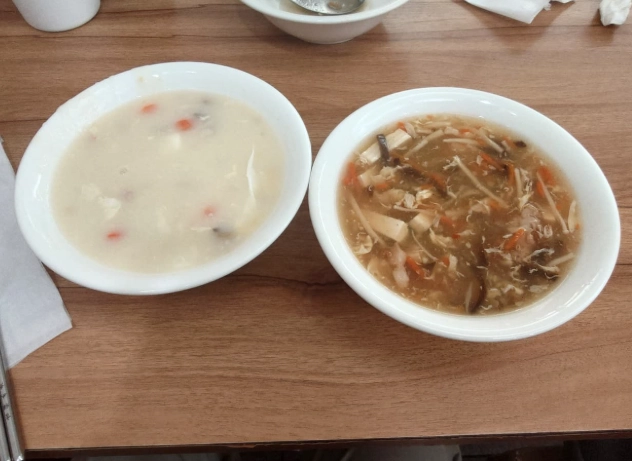 八方雲集酸辣湯熱量